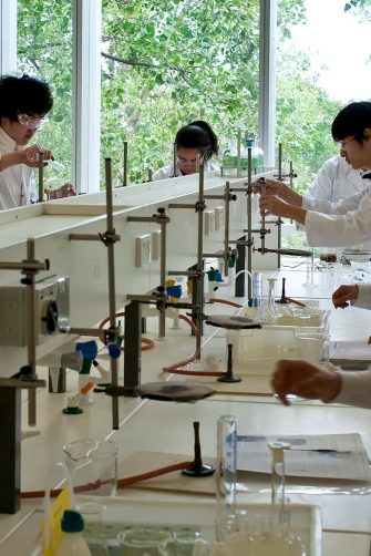 Students in chemistry lab