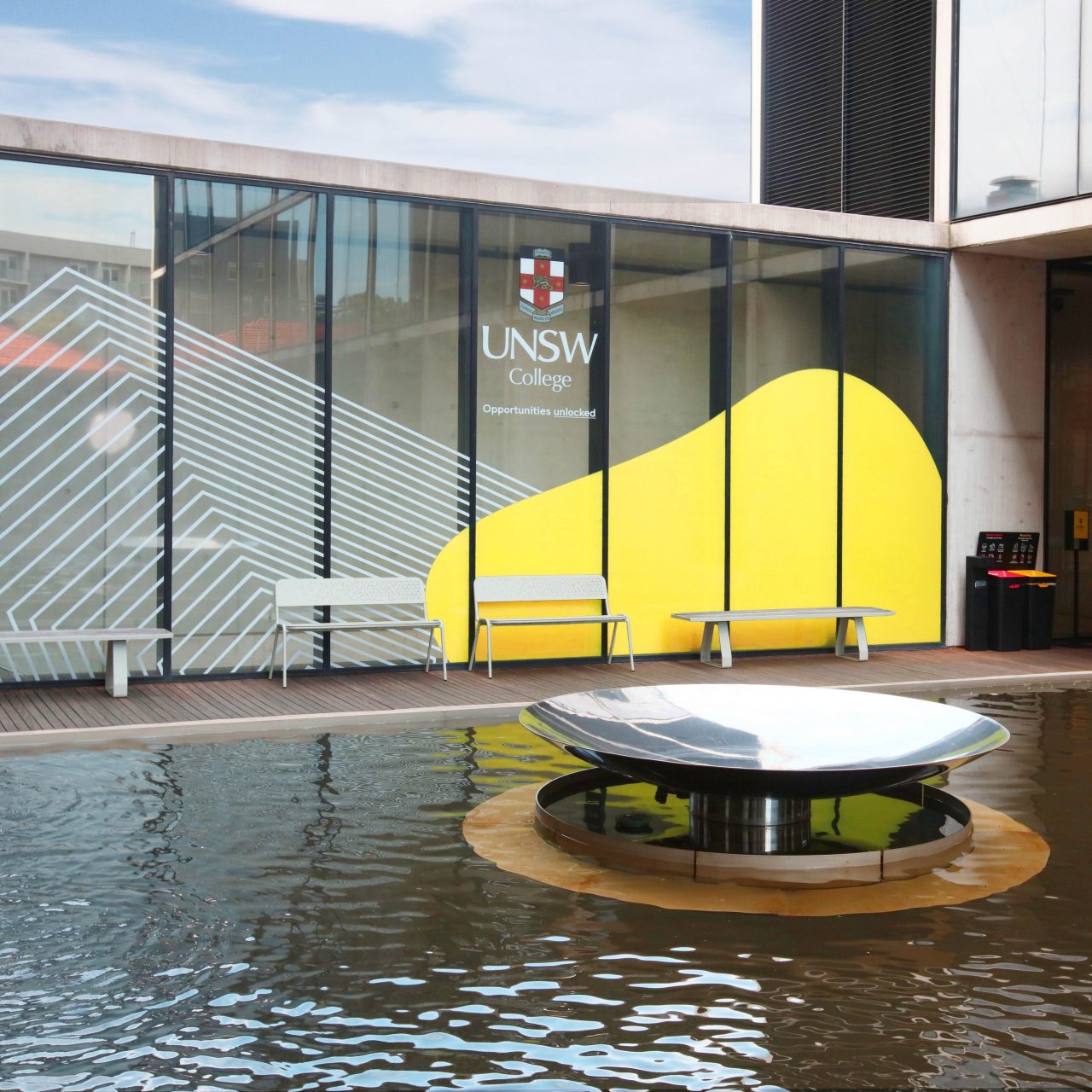 UNSW College L5 Courtyard and Water Fountain