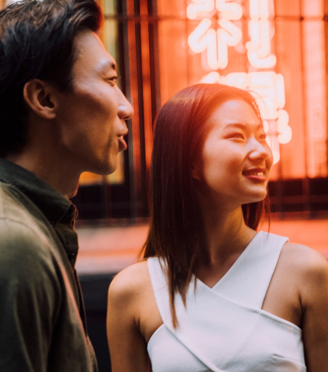 UNSW Global male and female student walking around Spice Alley in Chippendale